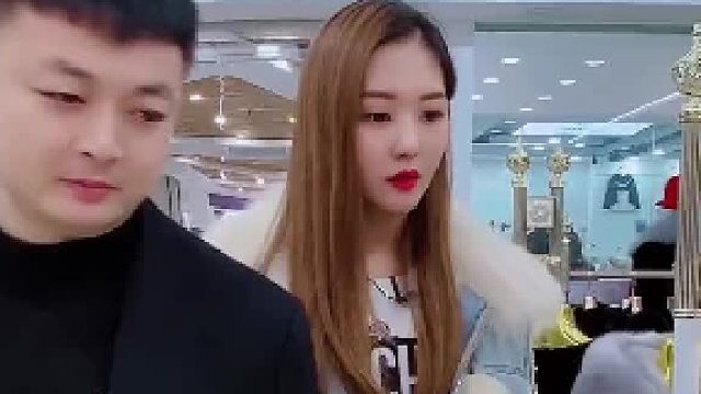 父母给了我们最好的，可我们把最好的给了谁？