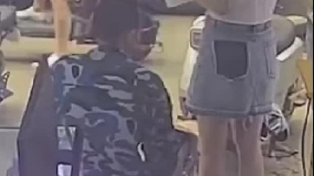 我就问这个坏种抓起来没有？