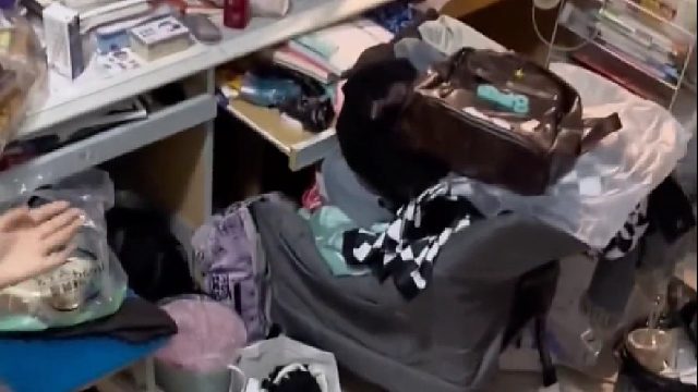 女子成功脱单，给室友一人发了一百块红包