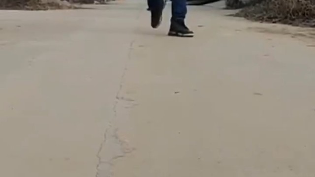 特别是针对小脑萎缩这种疾病的治疗药物，现在随着药物的普及，还有药的价格下降，和副作用越来越少。