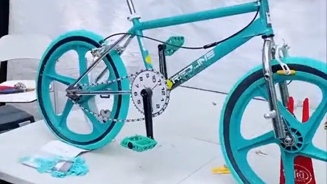 下个台阶爆100多个装备