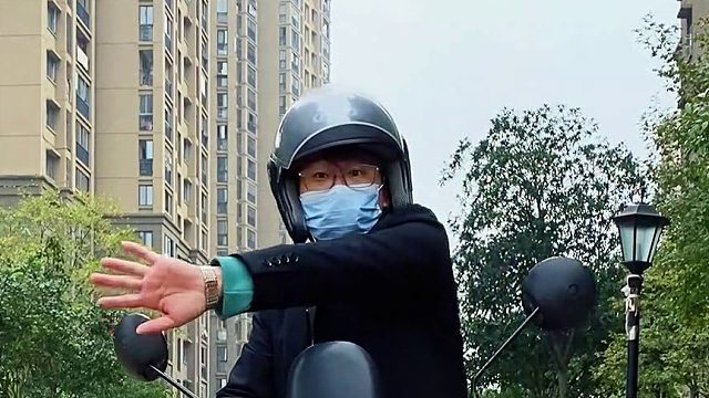 我想出去闯一闯，哪怕只是大梦一场，也要为了我的青春不留遗憾！