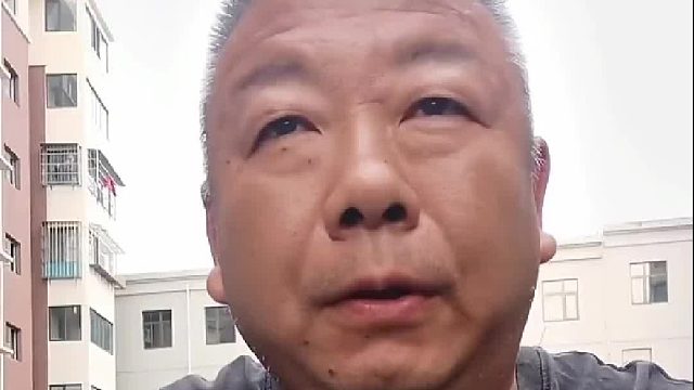 网友：大哥的心都凉了