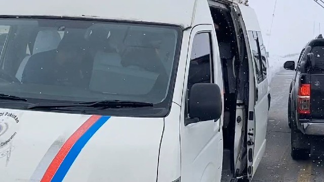 感受一下红其拉甫雪山之巅的威压！