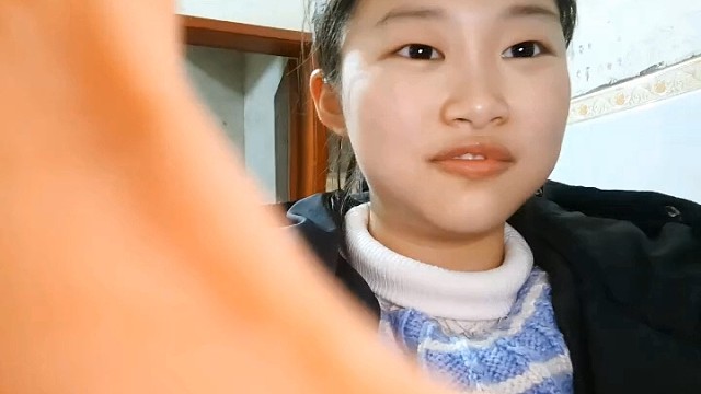 嘻嘻(˵¯͒¯͒˵)