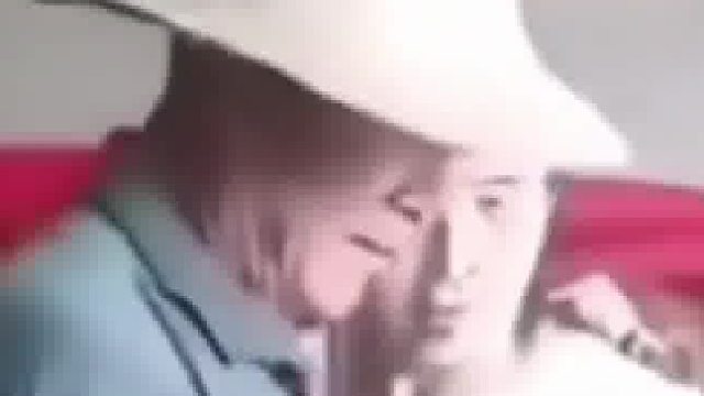 男子发现重庆一寺庙供奉日本邪神，怒斥：拿去烧了！某民宗局：别人拿到庙里的，已经处理。