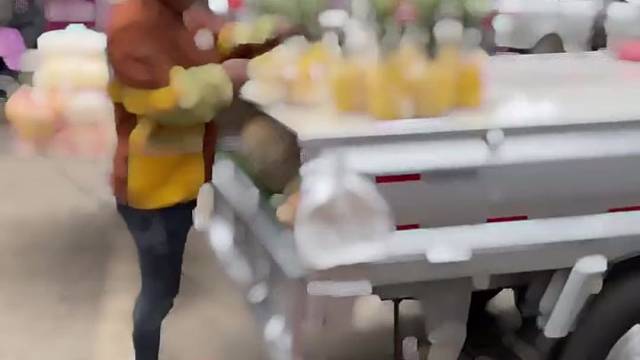 脖子上那颗多少钱