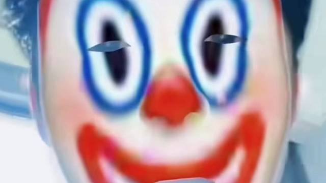 兄弟们别当小丑，要当舔