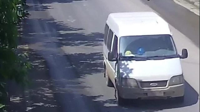 你猜猜我能装多少人！