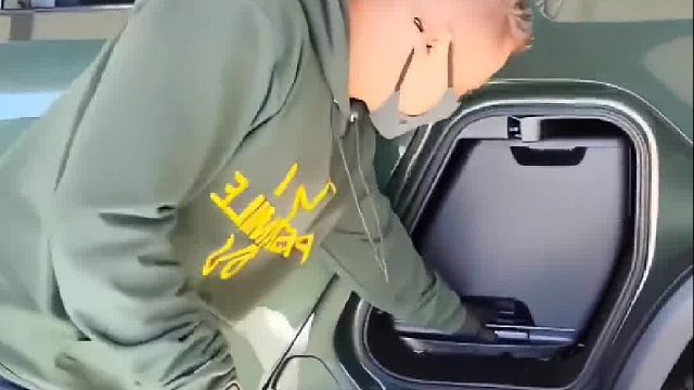 露营？拉出来的一瞬间感觉瘆人