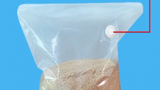 发酵饲料袋排气阀焊接