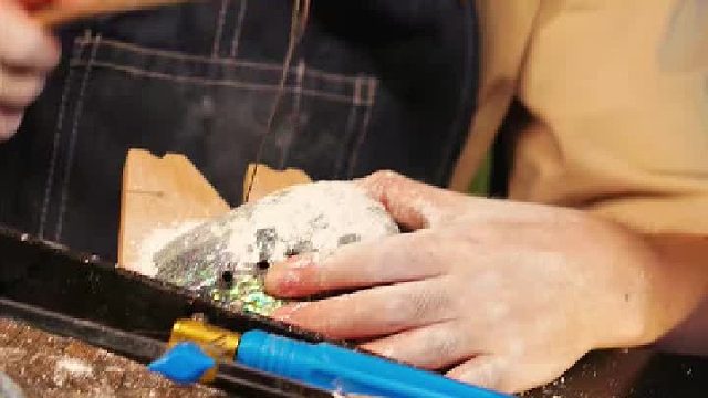 咱们的技艺可以被拿走，但是咱们的底蕴你拿得动吗？