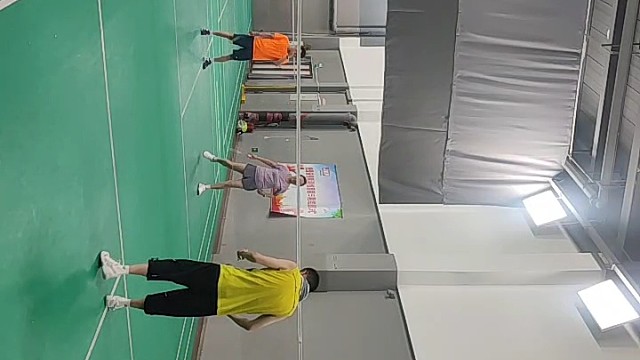 早场羽毛球混双