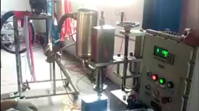 3千克多元醇桶装站自动对口桶装站