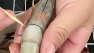 居然還有人說大蝦有兩條蝦線