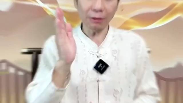 用长远的发展眼光来看待翡翠行业，才是真正的热爱。同行共勉！