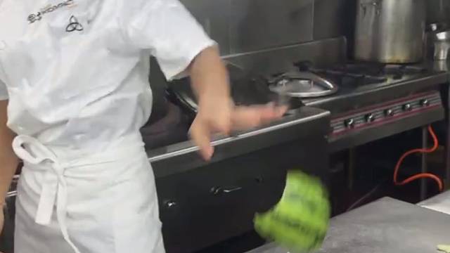 现在的徒弟不好教。