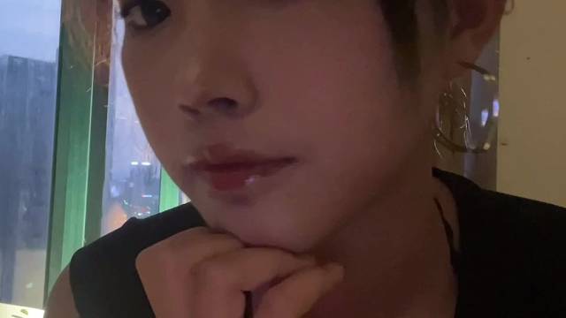 爱与被爱不如偏爱