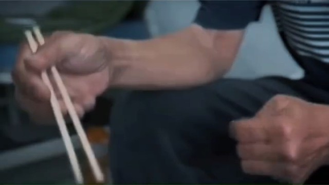 你会手抖吗？#帕金森