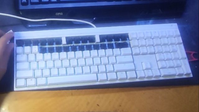 【忆梦】樱桃MX2.0S换轴体，清洁键盘