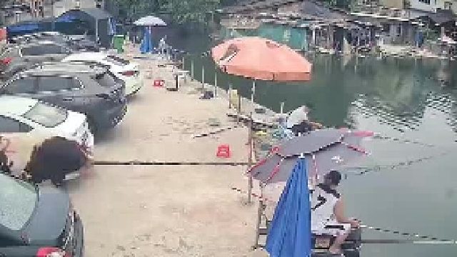 现在的钓场都是牛打窝了吗？