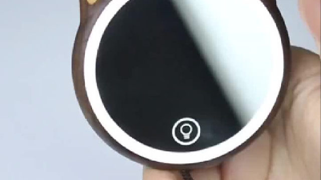 手工制作LED化妆镜，可以发光补光和无线充电