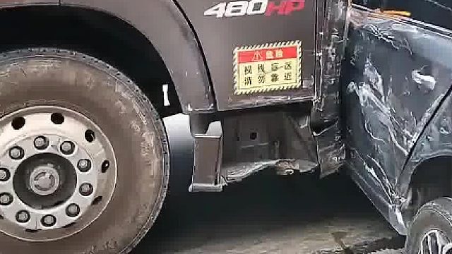 他问我怎么开的车，我不知道问谁我该怎么开？