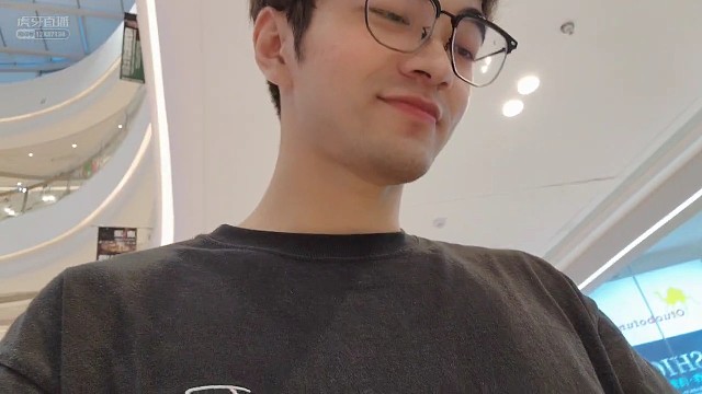 一起喝冰红茶