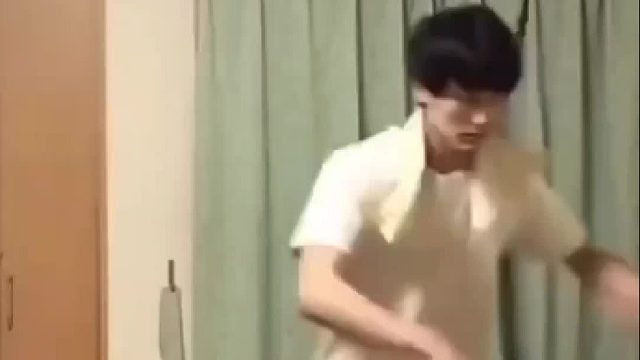 每个镜头都替他捏了一把汗，生怕他接不上后面的