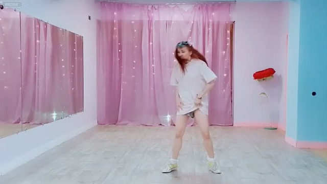 自娱自乐_俄罗斯教主才艺表演嘉宾22.07.17_王者(安妮亚)00