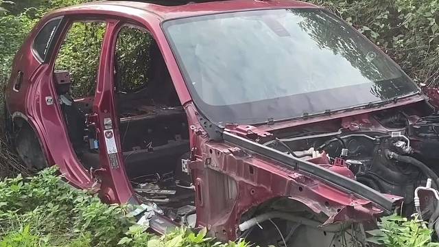 宝马X1E84车壳全车配件底盘件电器电脑版