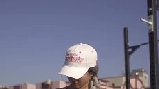 徒手的好处就是随时随地都可以练别在说你没时间了懒跟没时间是两回事