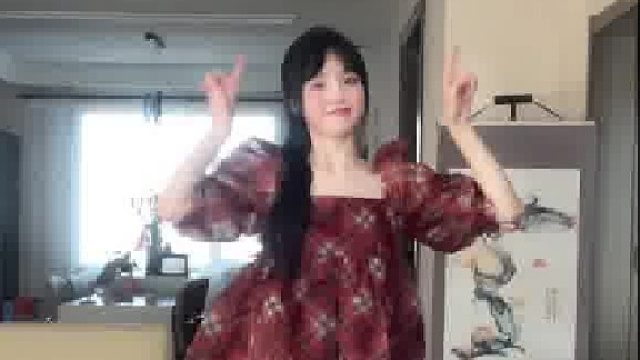 好可爱的5跟你的姐妹一起拍宅舞