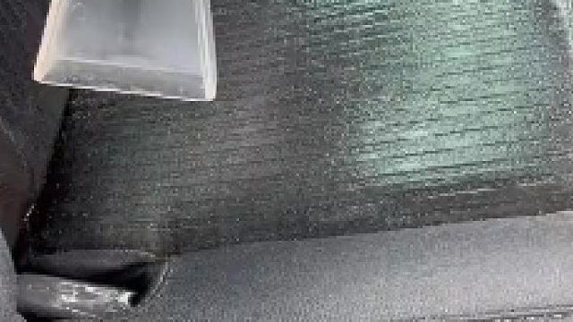 清洗汽车座位，感觉好脏