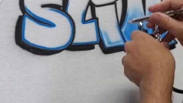 手工喷绘，改造T恤