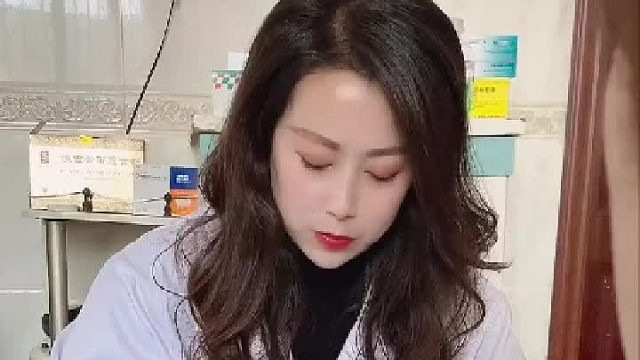 什么人嘛？问些问题跟看