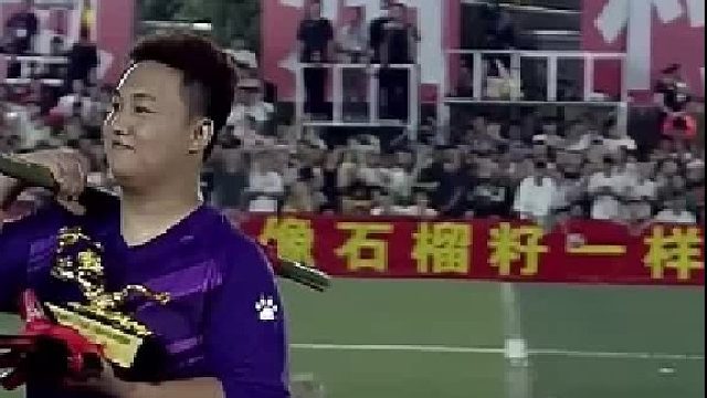 什么奖品不重要重要的的足球给他们带来的快乐，纯粹的快乐