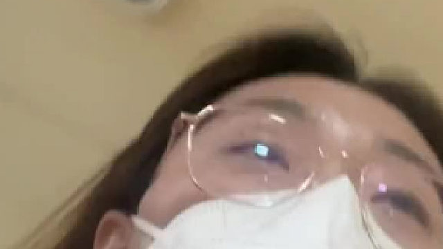 女生记录人生第一次被裁员，还处在试用期，看看人事是怎么cpu的。 ​​​