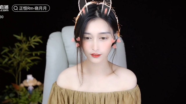 晓月月
