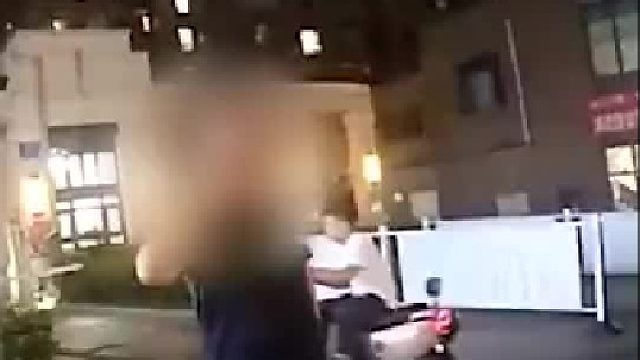 侠肝义胆的警察！