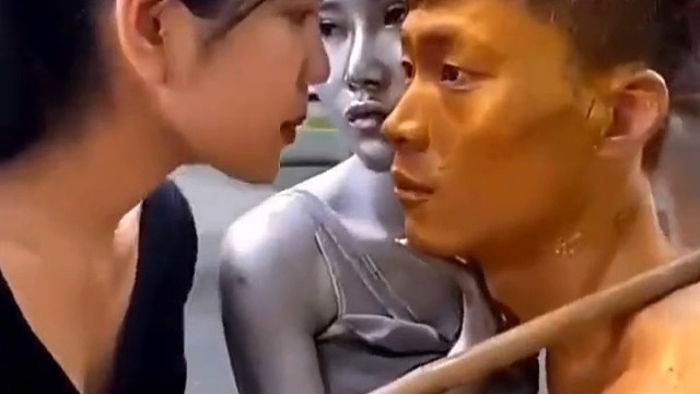 要不是根子被捏着，我就亲过去了！