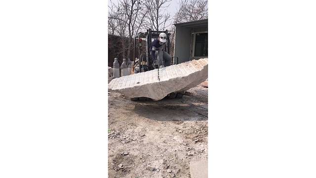 开大石五年人物雕像