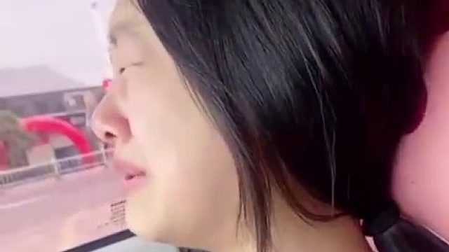 妈妈：想磨炼她却又心疼她