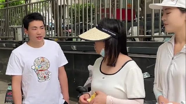 娜娜说怕我受委屈，我觉得越来约好了，最起码还能吃上安排的饭了