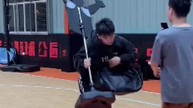 看了五遍才看明白这胯下脚步