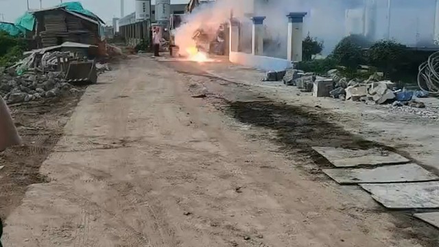 挖机碰到这种事情，挖机师傅说今天的钱不用付了，不知道是好事还是坏事