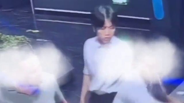 男子来唱歌手机丢失，怀疑服务员偷窃产生纠纷