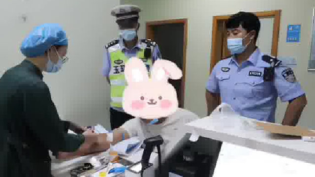 喂，110吗？我酒驾撞车了…