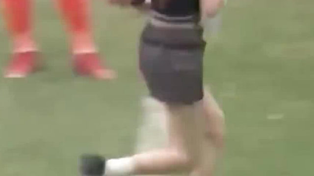 现场观众：“原本昏昏欲睡的比赛