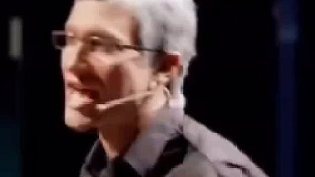 苹果苹果市值一夜蒸发1062亿美元，有网友笑称这是被华为新手机Mate60带来的